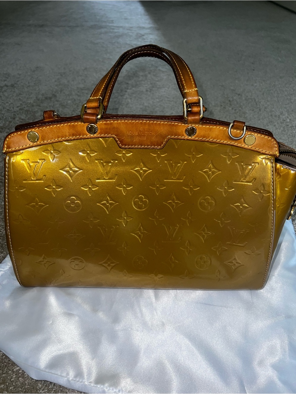 Louis Vuitton Brea MM Vernis Gold Monogram Bag